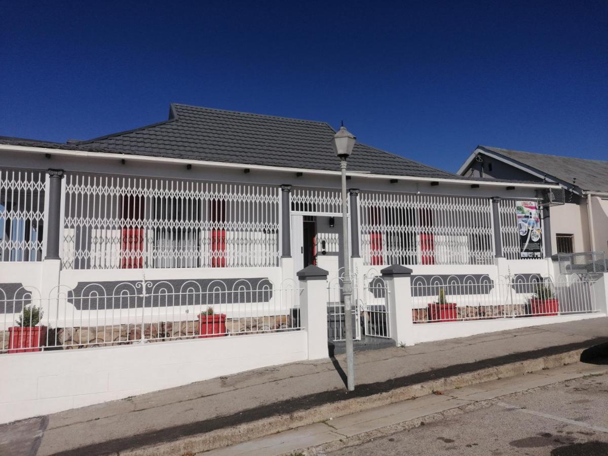 Happy Homes Guest House, Richmond Hill Port Elizabeth Exterior photo